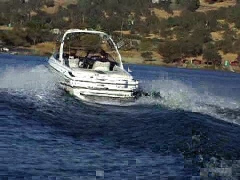 Malibu Sunscape 23 LSV Wakes