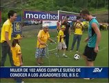Mujer de 102 años cumple sueño de conocer a los jugadores del B.S.C.