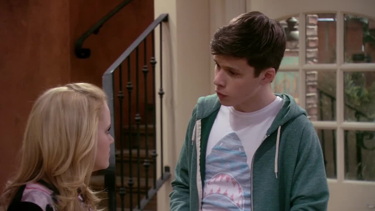 Melissa & Joey - S3 E27 - I'll Cut You