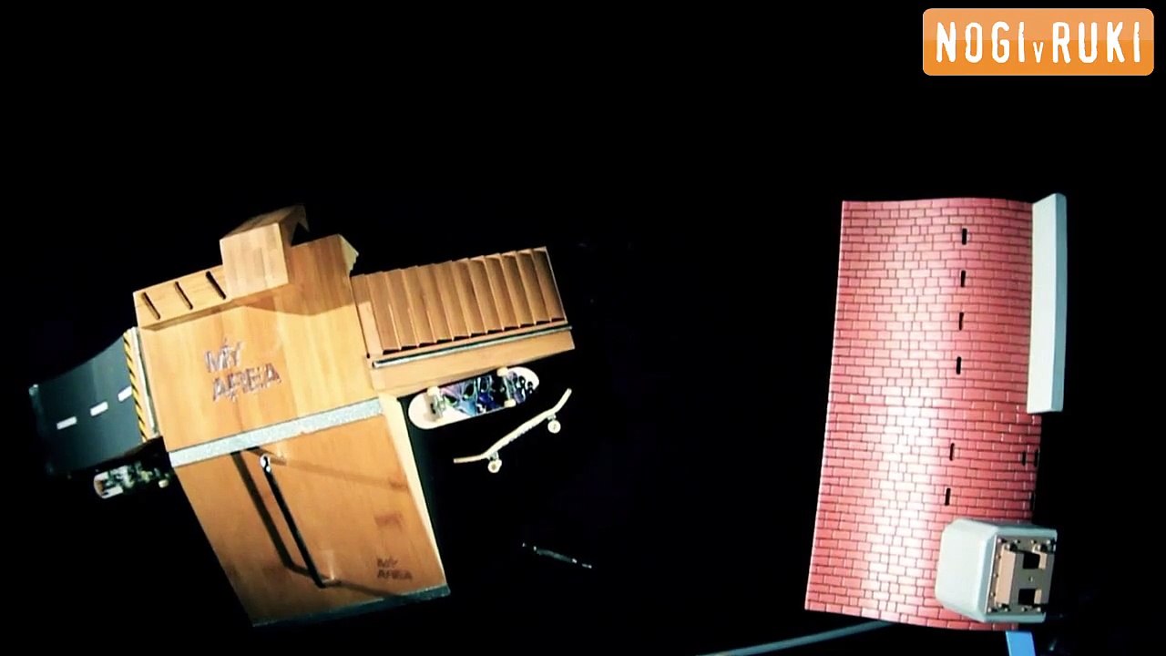Night Office Fingerboarding(1)