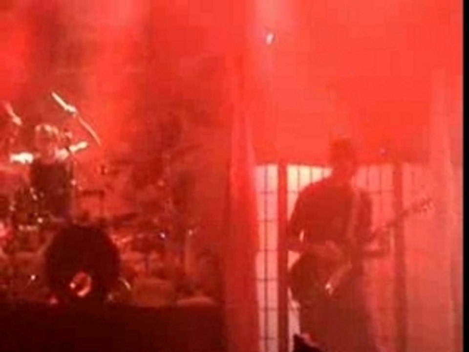 30 Seconds To Mars - From Yesterday - elysee montmartre Piou