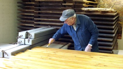 Vernissage des poutres.