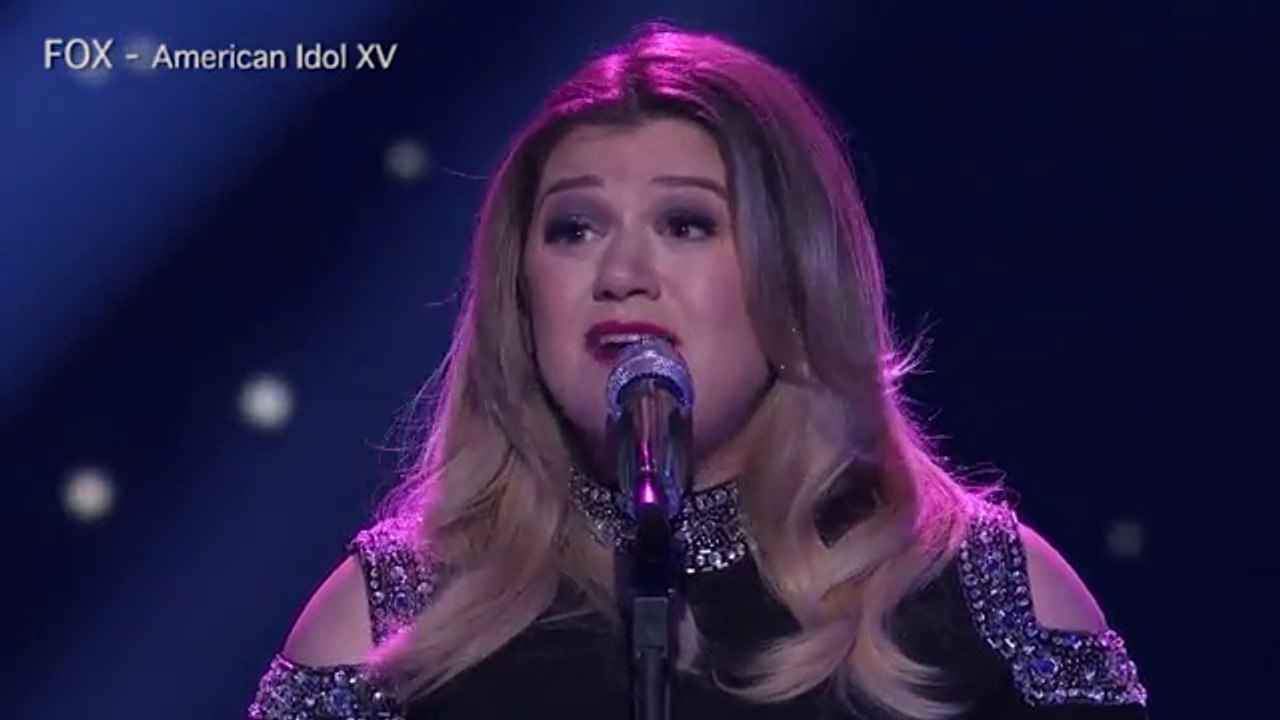 First ever American Idol Kelly Clarkson sings 'Piece by