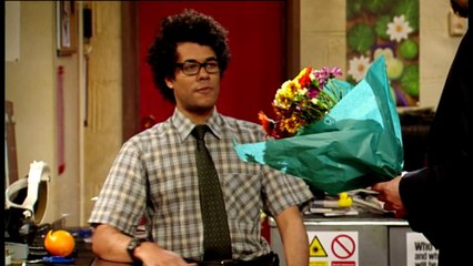 The IT Crowd - Series 1 - Episode 5: Jen is dead