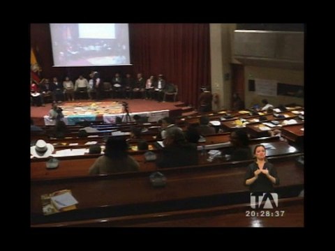 Organizaciones sociales critican y apoyan al Gobierno