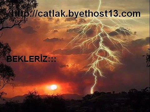 Hakan Yeşilyurt Acıya Gülmek