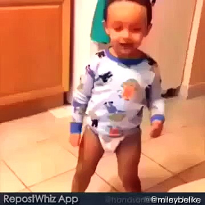 Baby dance kinder Tanz (FULL HD)