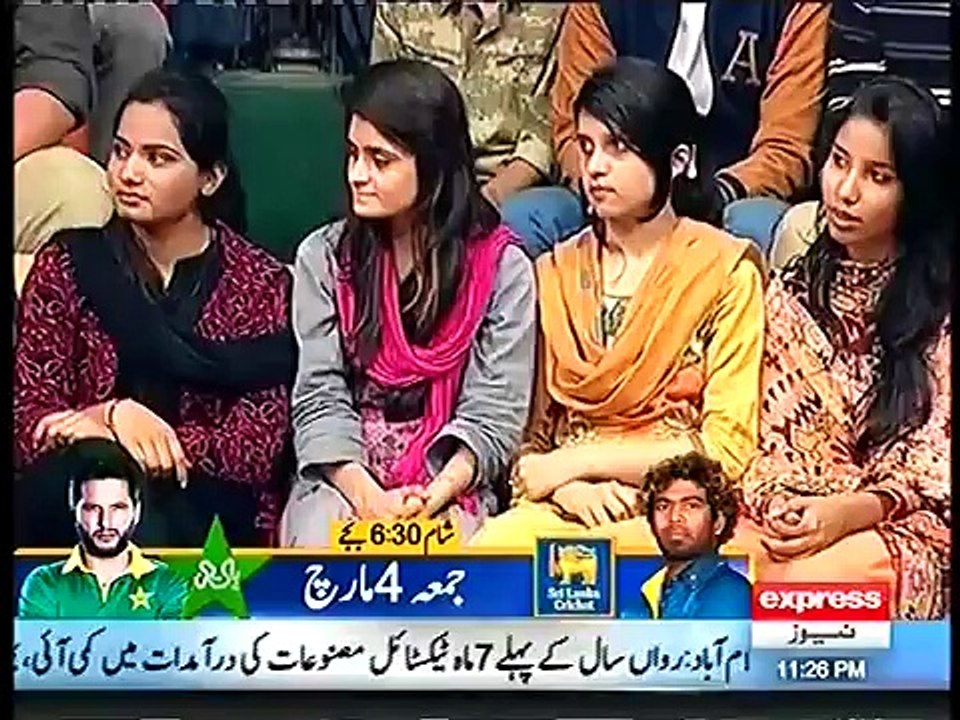 Khabardar with Aftab Iqbal - 25 February 2016 - Express News