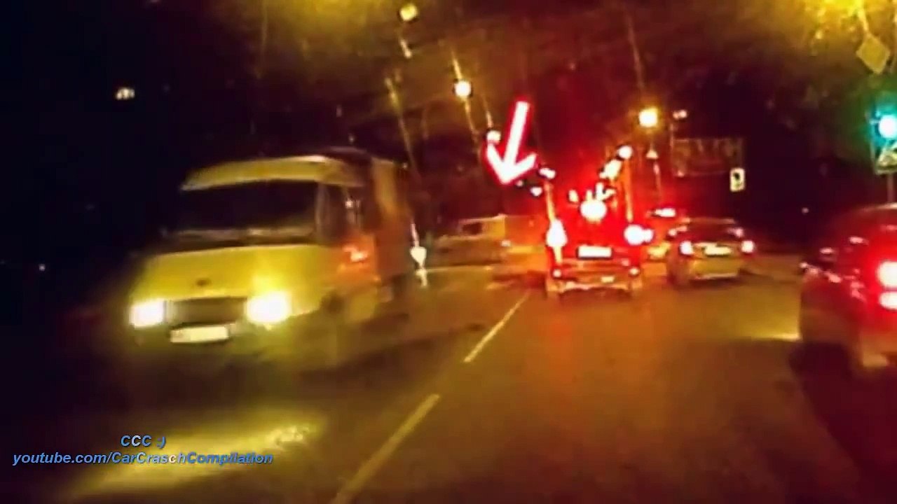La chance Russes Compilation de près les accidents de voiture et proche des accidents par Ç : - 2016