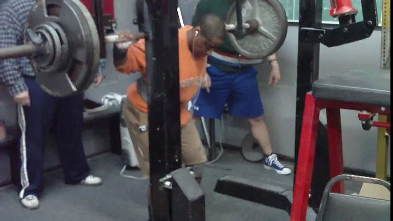 Sonji  Shorty Baldwin Squatting 270 X 5 RAW