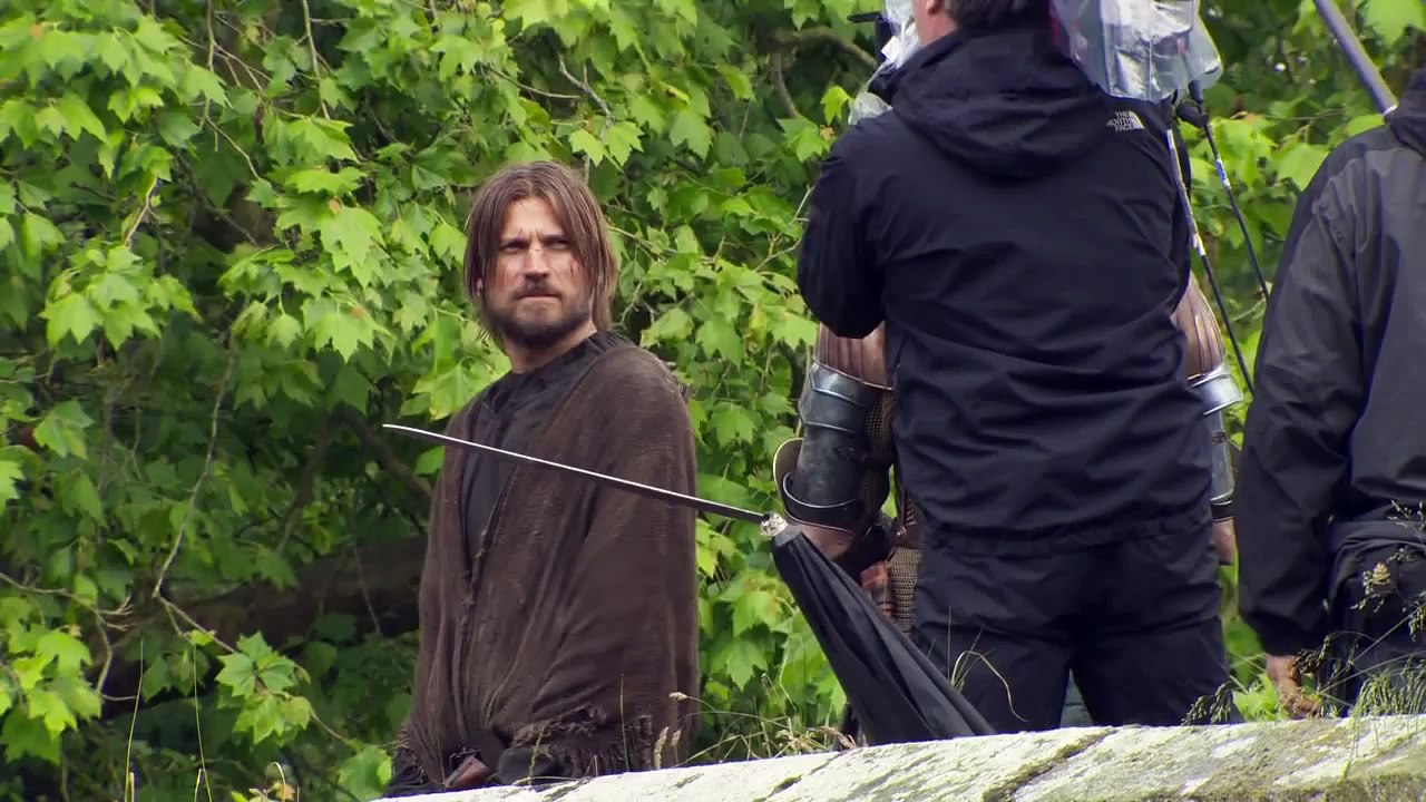 Game Of Thrones Season 3 - Vlog #2 - Making Of - Molding The Book Into A Series (HBO)