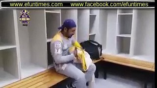 Pakistani Cricketer Sarfraz Ahmed Naat - Sarfraz Ahmed Reciting Naat - PSL 2016 -
