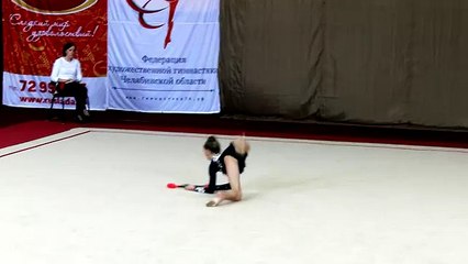 Художественная гимнастика. Выступление с булавами