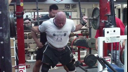 Jon Grove 685 X 3 raw squat