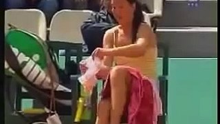Tennis Player changes her Panties In the Court During game