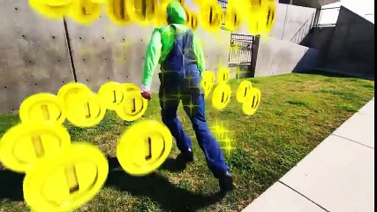 Super Mario Parkour IRL