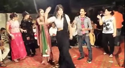 Desi Hot dance in Lahore top desi home dance 2016 very hot mujra PAKISTANI MUJRA DANCE Mujra Videos 2016 Latest Mujra video upcoming hot punjabi mujra latest songs HD video songs new songs