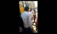  18اعتداء امين شرطه علي سائق اتوبيس نقل عام في ميدان رمسيس امام الماره