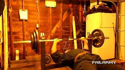 WAPWON.COM_Funny_Epic_Fails_with_WWE_Commentary_(Jim_Ross_and_others)