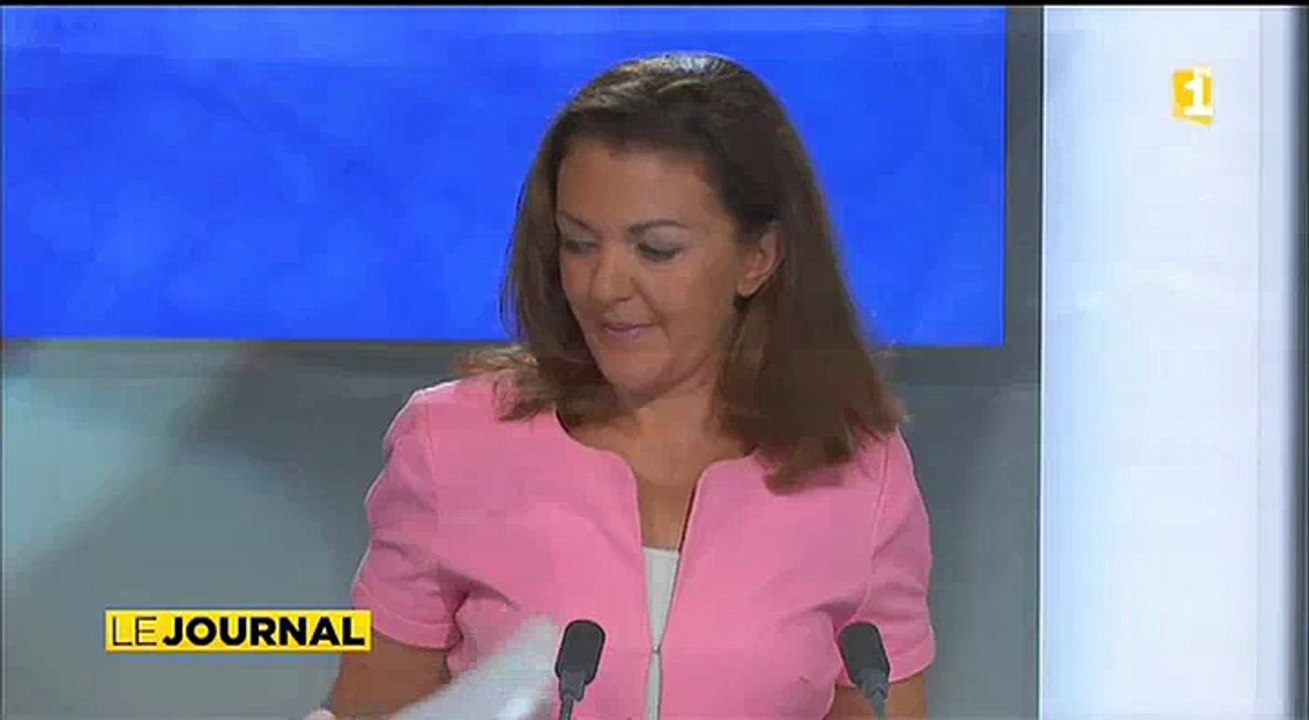 Le Queen Mary 2 dans la rade de Papeete