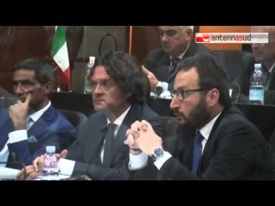 Tg Antenna Sud - La salute non si tocca, domani i 5 stelle al Policlinico