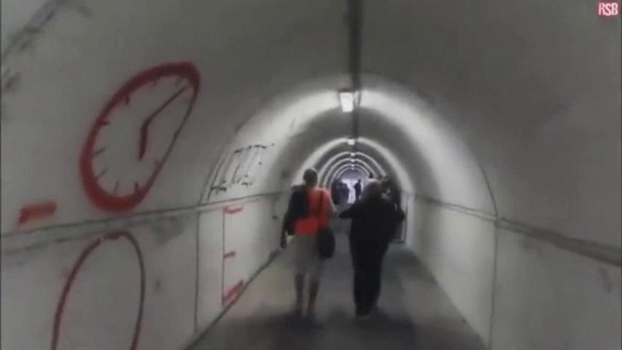 red star aisle