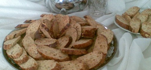 ‫فقاص باللوز والجنجلان Faqas almonds and Sesame