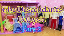 Elsa FREEZES Descendants Disney Doll Evie & Jane Babysits Frozen Kids Part 2 by DisneyCarT