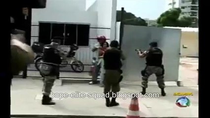 Brazilian Police shot and killed kidnapper live on tv - Bandido morto pela policia ao vivo na tv