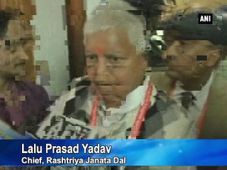 Download Video: Smriti Irani lying blatantly: Lalu Yadav on Vemula suicide