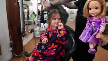 cute baby cut her hair dole... best hair cut