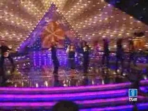 Soraya Arnelas -Call Me- lluvia de estrellas