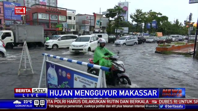 Jalan Protokol di Makassar Kebanjiran