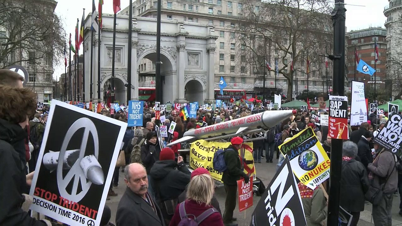 Thousands join anti-nuclear weapons march in London
