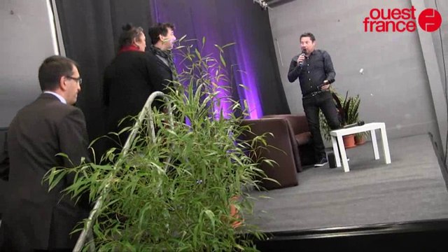 Foule pour Stéphane Plaza à Saint-Lô au salon de l'habitat