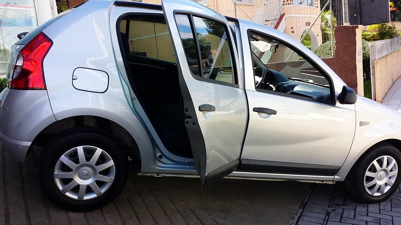 Vendido - Sandero Motor 1.0  Prata Ano 2010