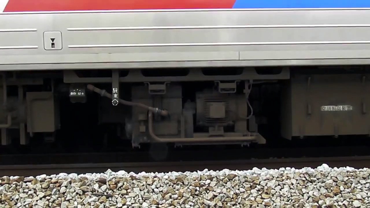 811系のコンプレッサーと床下機器 in 基山駅