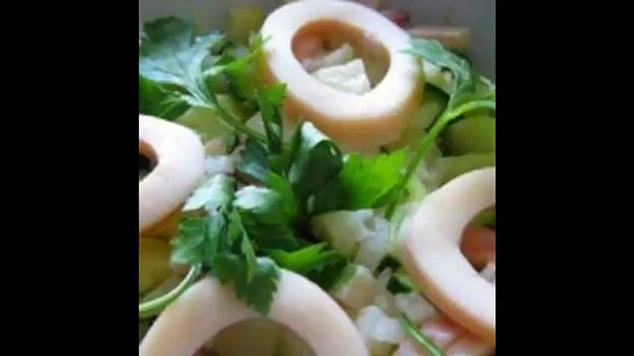 Быстрый салат из кальмаров и яблок