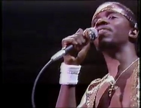 Earth Wind & Fire - 'Reasons' (live)
