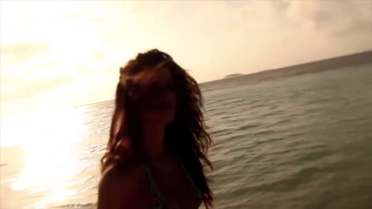 Swim Daily, Throwback Thursday_ Izabel Goulart