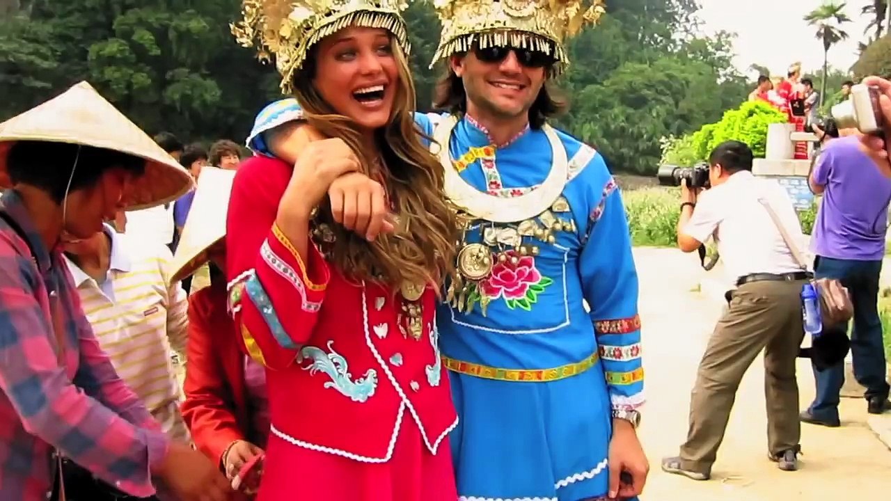 SwimDaily, Q&A with SI Swimsuit models Hannah Davis and Adaora