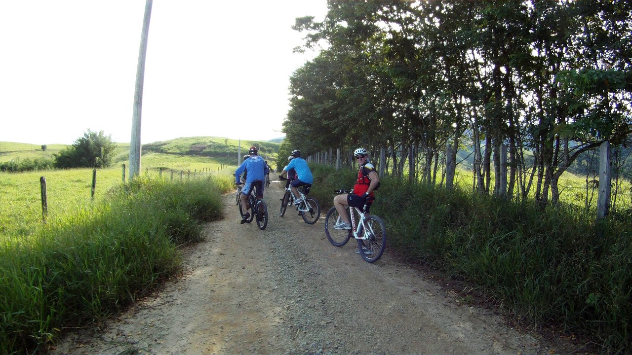 Mountain bike com a Grande Familia Biker, Taubaté a Tremembé, SP, Brasil, 2016, Marcelo Ambrogi, família e amigos, 58 km, Mtb
