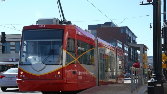 D.C. residents react to the streetcar grand opening
