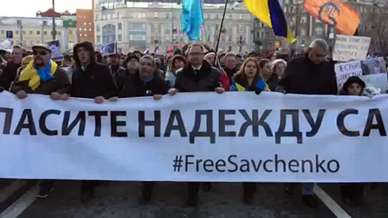 Savchenko column at Nemtsov march