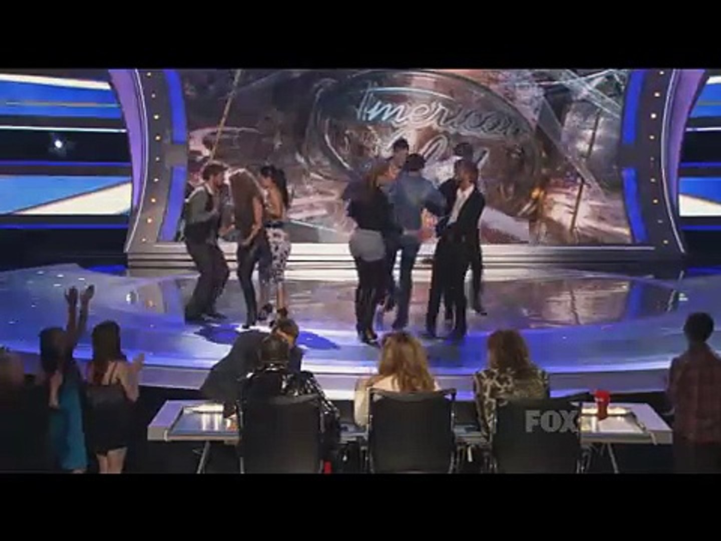 ⁣American Idol 2011 - The Top 9 Dance to the Peanuts Theme Song (Linus and Lucy)
