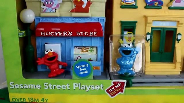 Sesame Street Playset PlaySkool Cookie Monster & Elmo meets Disney Cars Lightning McQueen