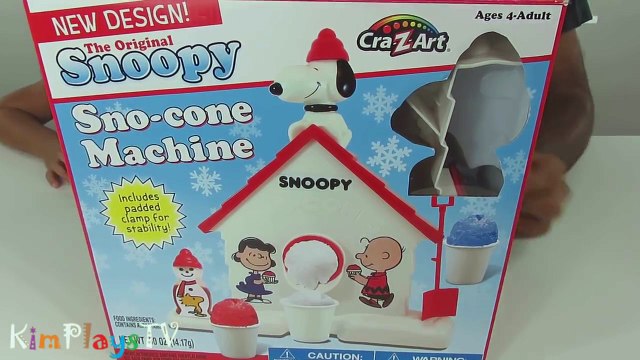 Unbox,Review, & Make Snow Cones with SNOOPY SNO-CONE Machine - Peanuts Snow Cone Machine