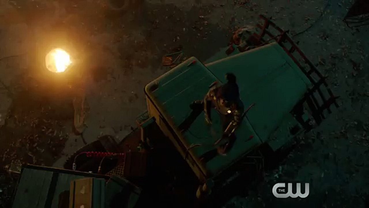 DC's Legends of Tomorrow - Star City 2046 Trailer - The CW