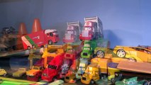 Pixar Cars Smash up Derby with the Haulers and Lighting McQueen, Monster Mutt and Screaming Banshee
