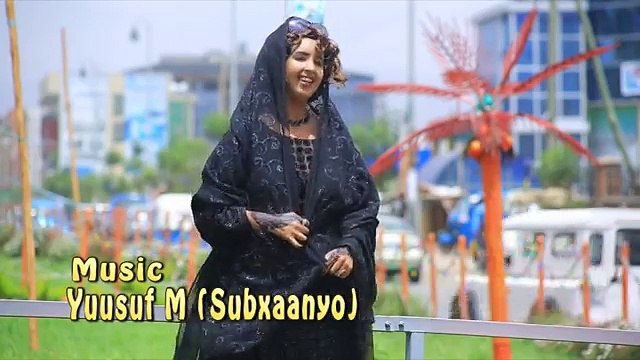 Hees Cusub & Muuqaal Cusub Ubax Fahmo